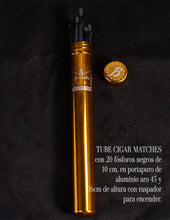 Cargar imagen en el visor de la galería, Portapuro en piel + Tube cigar Matches
