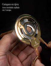 Cargar imagen en el visor de la galería, Tijeras Corta Puro - TWIN Gold
